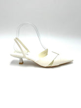 Carica l'immagine nel visualizzatore di Gallery, M506 - Scarpe - Wellspring
