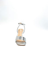 Carica l'immagine nel visualizzatore di Gallery, Maia-CH826
