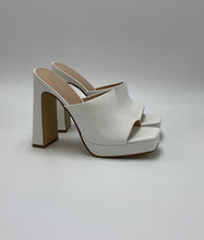 Carica l'immagine nel visualizzatore di Gallery, 2H3-L1657-03 - Scarpe - Ciaodea
